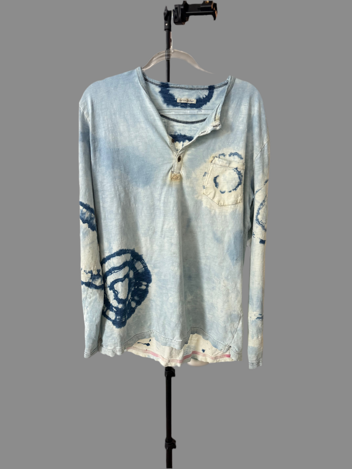 XL Men’s Henley